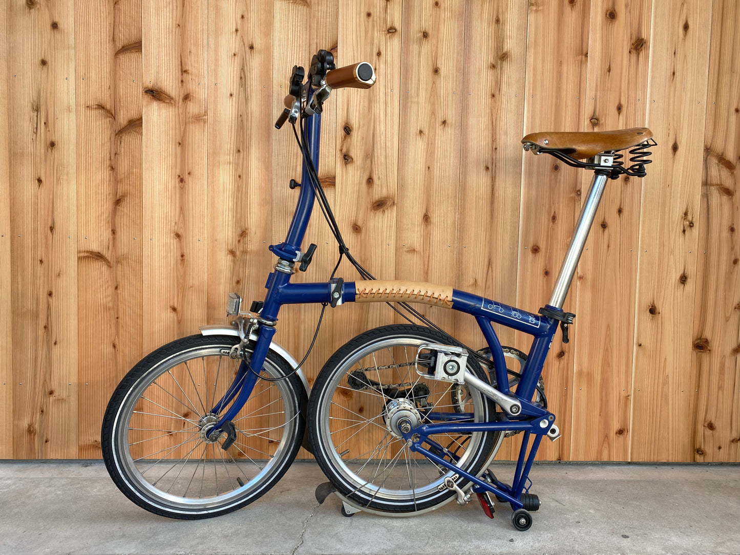 折りたたみ自転車「Brompton」1日レンタル-ネイビー２