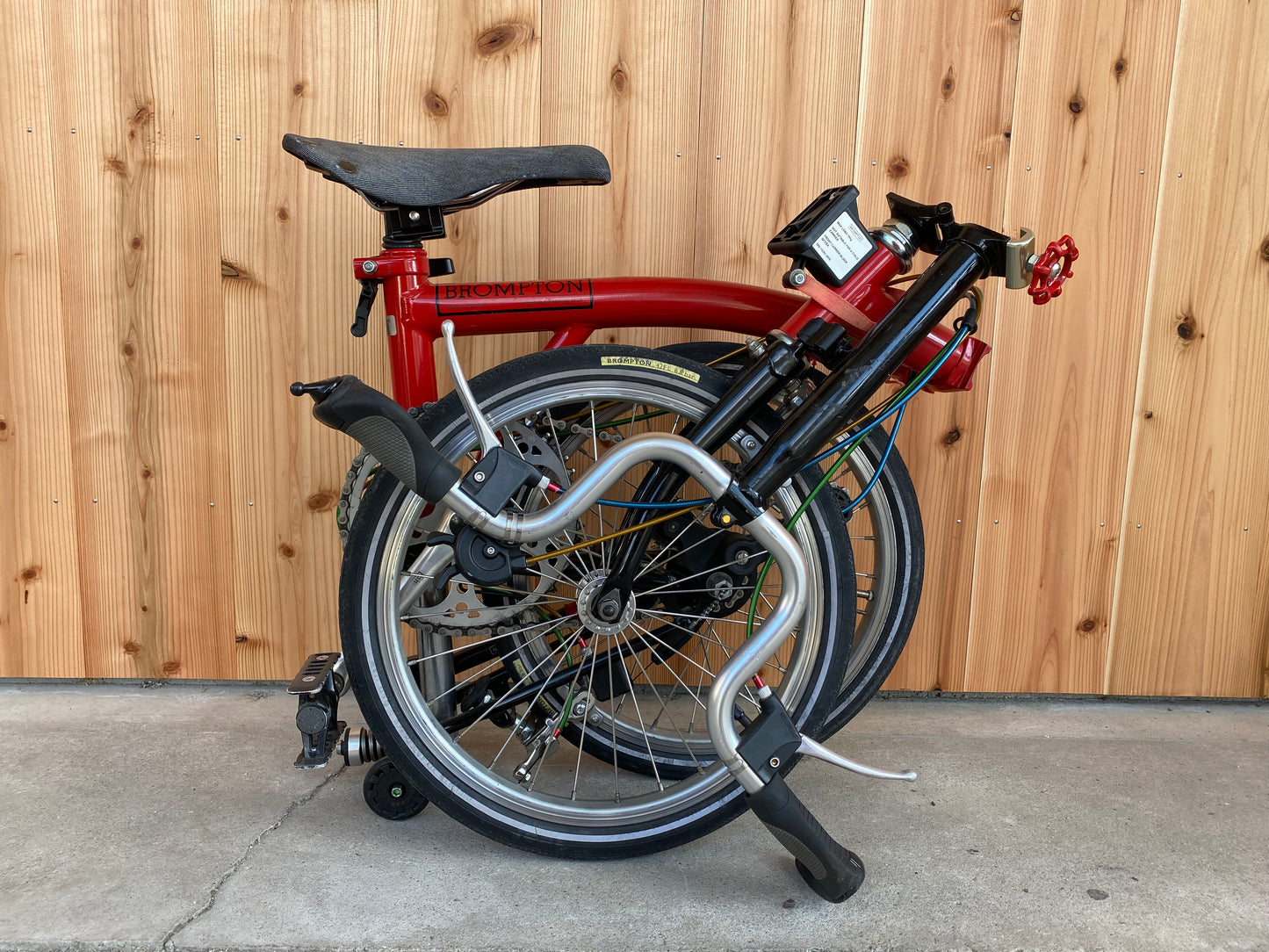 折りたたみ自転車「Brompton」1日レンタル-レッド