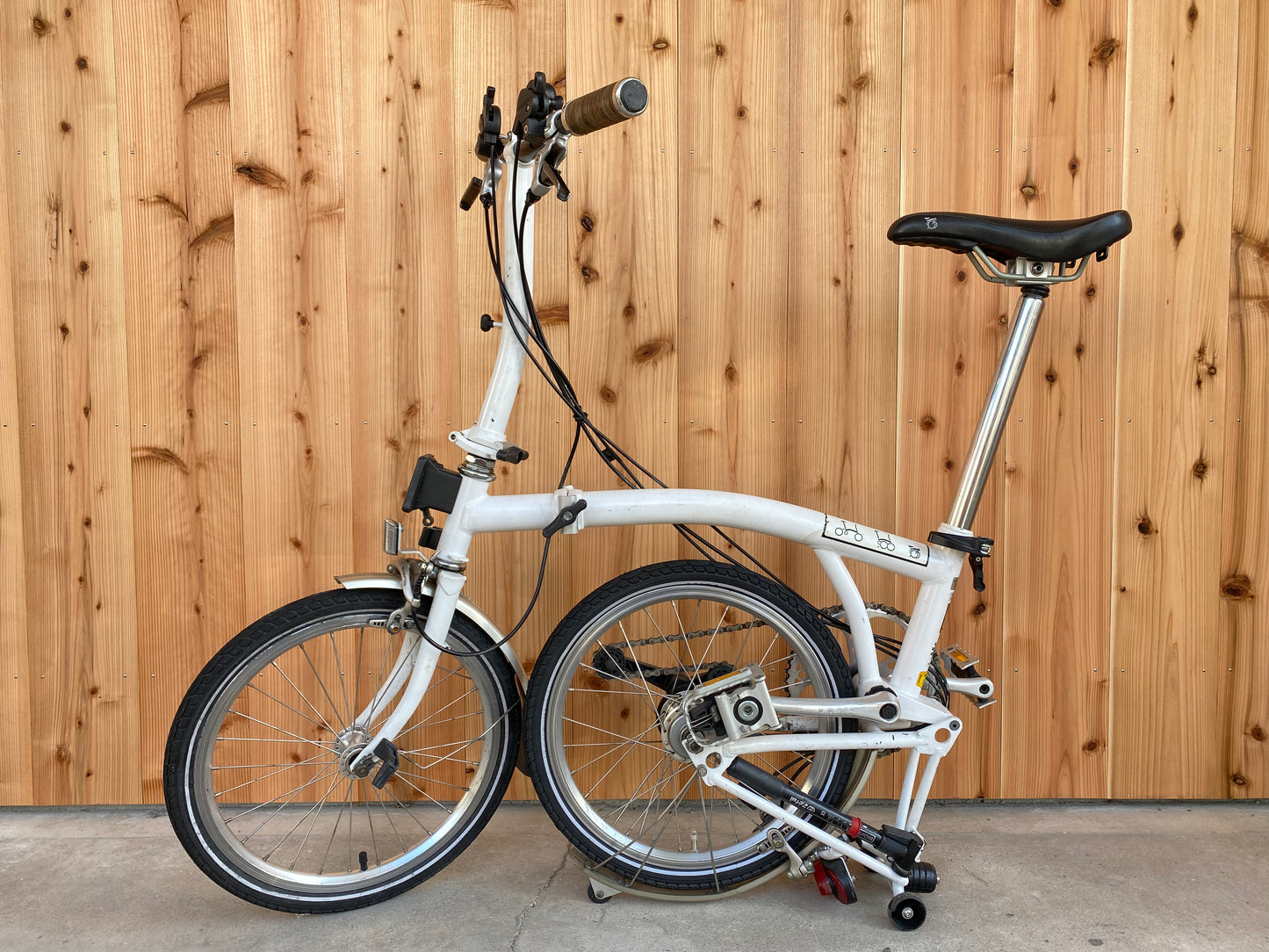折りたたみ自転車「Brompton」1日レンタル-ホワイト