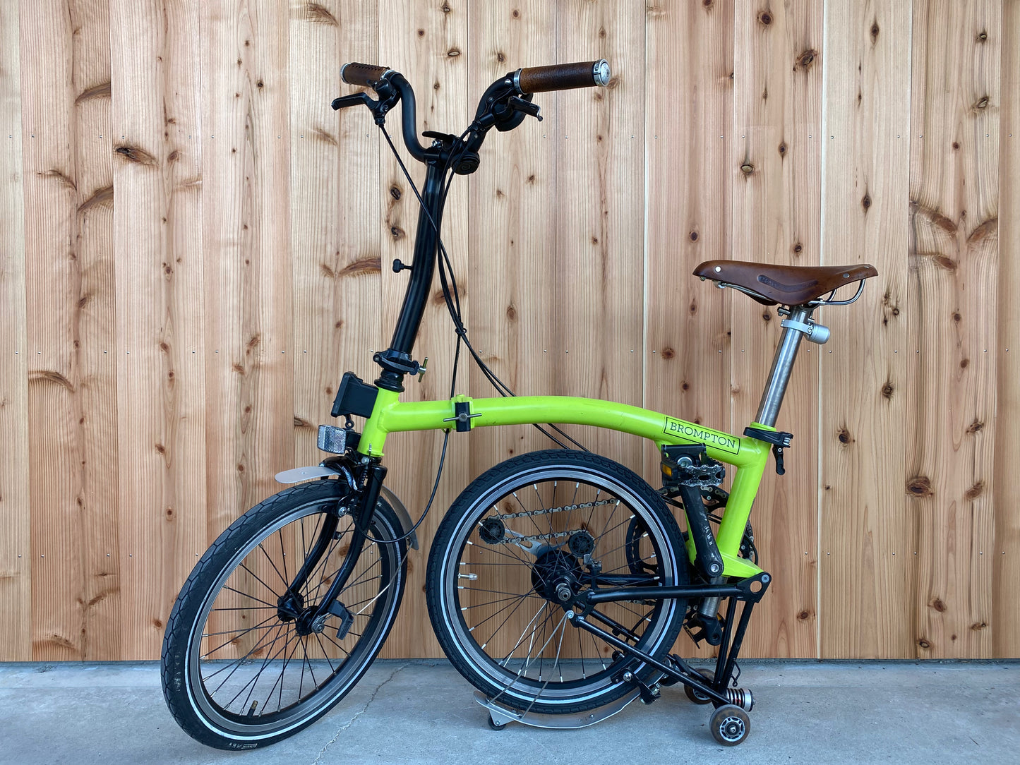 折りたたみ自転車「Brompton」1日レンタル-イエロー