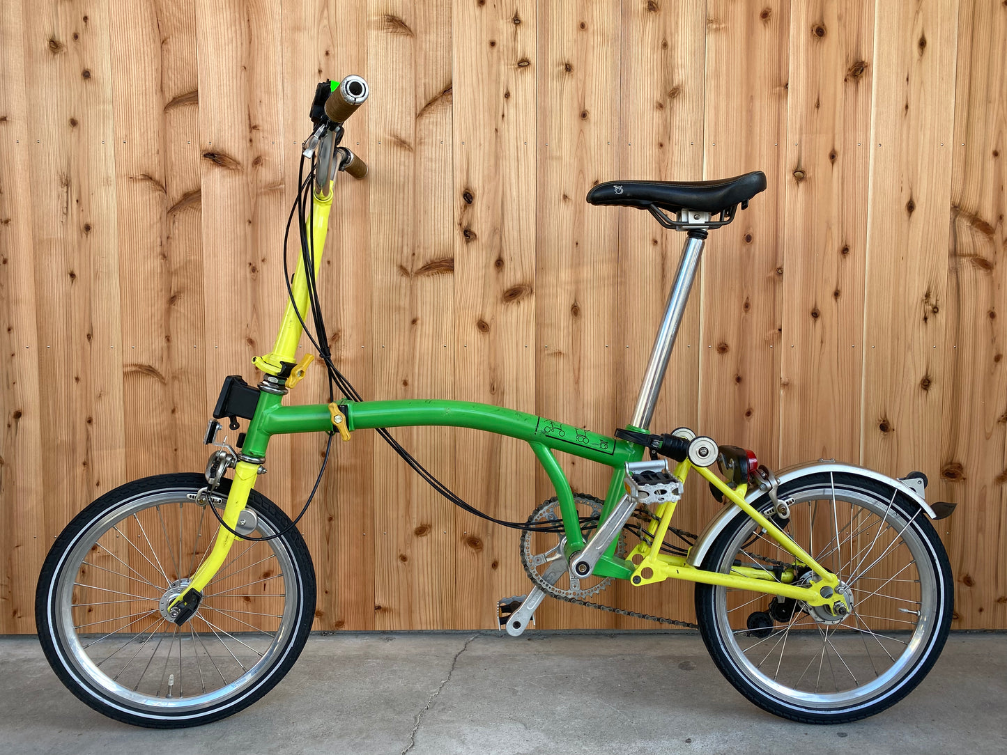 折りたたみ自転車「Brompton」1日レンタル-イエロー・グリーン